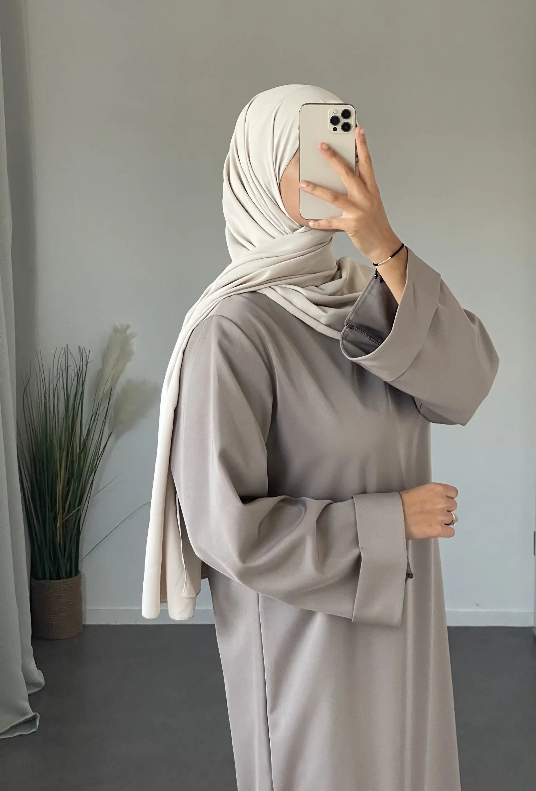 ABAYA - CLASSY