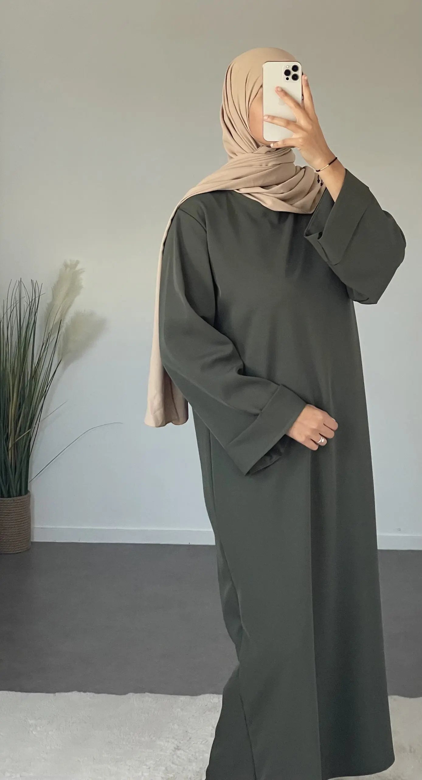 ABAYA - CLASSY
