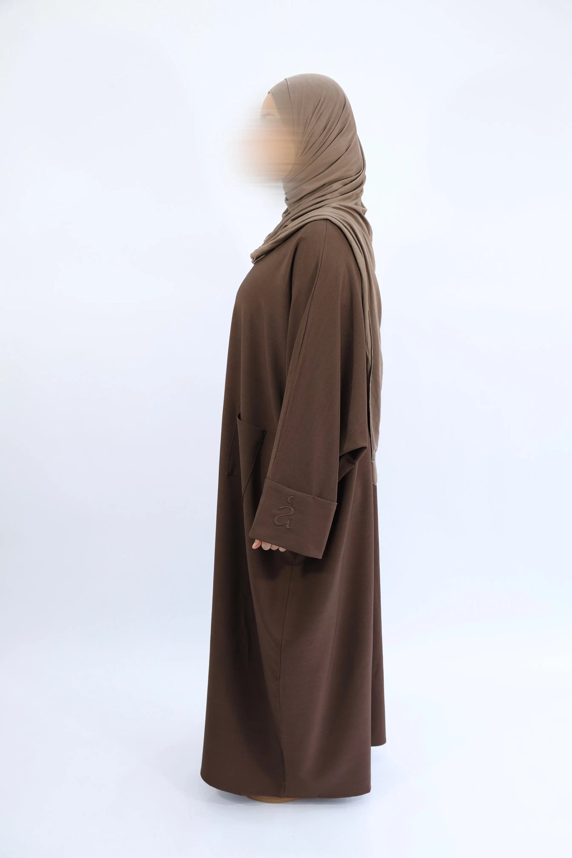 ABAYA EN CRÊPE STRETCH AVEC POCHES - YÜSRA
