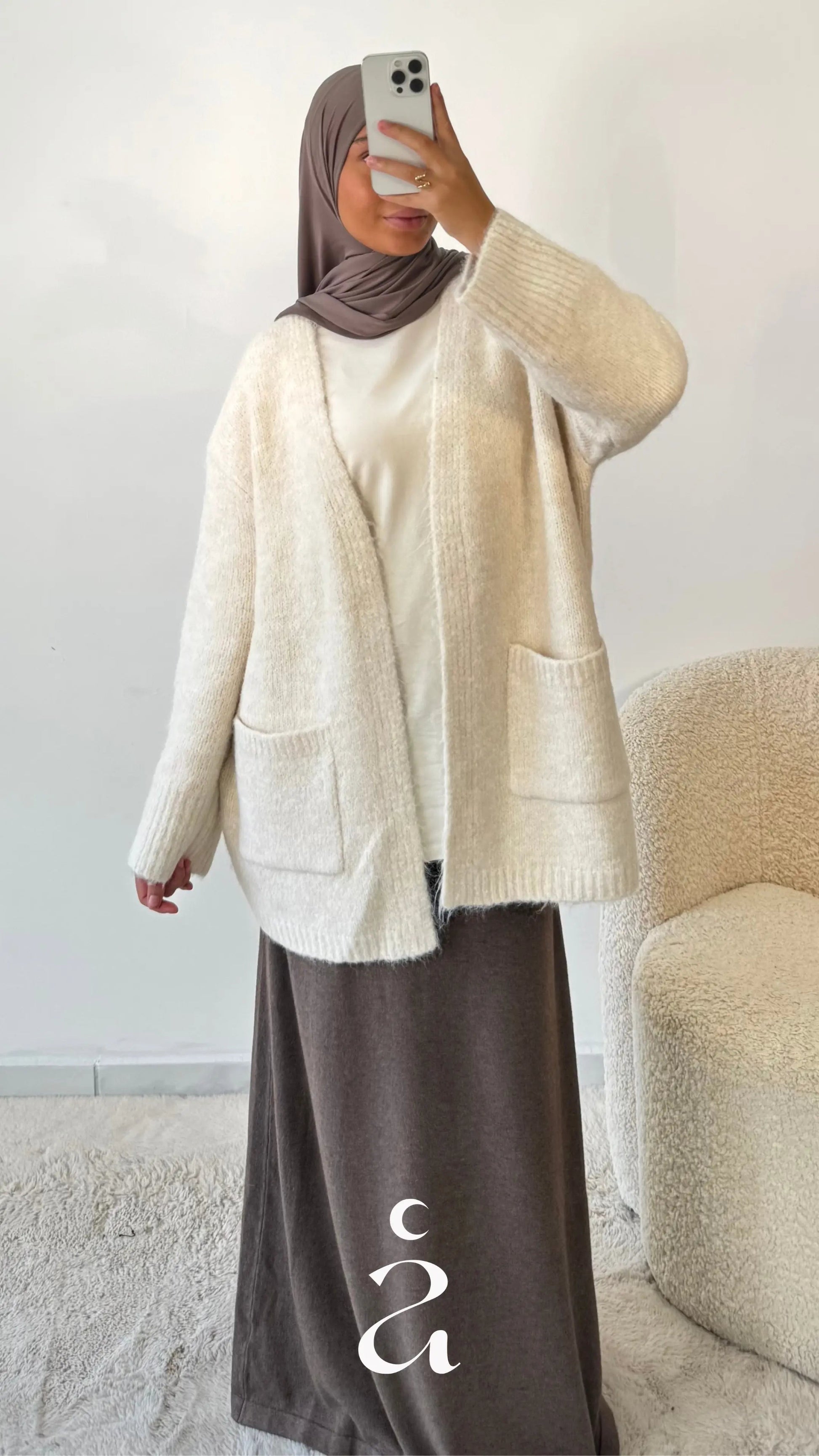 GILET LAINE AVEC POCHES - SANAA