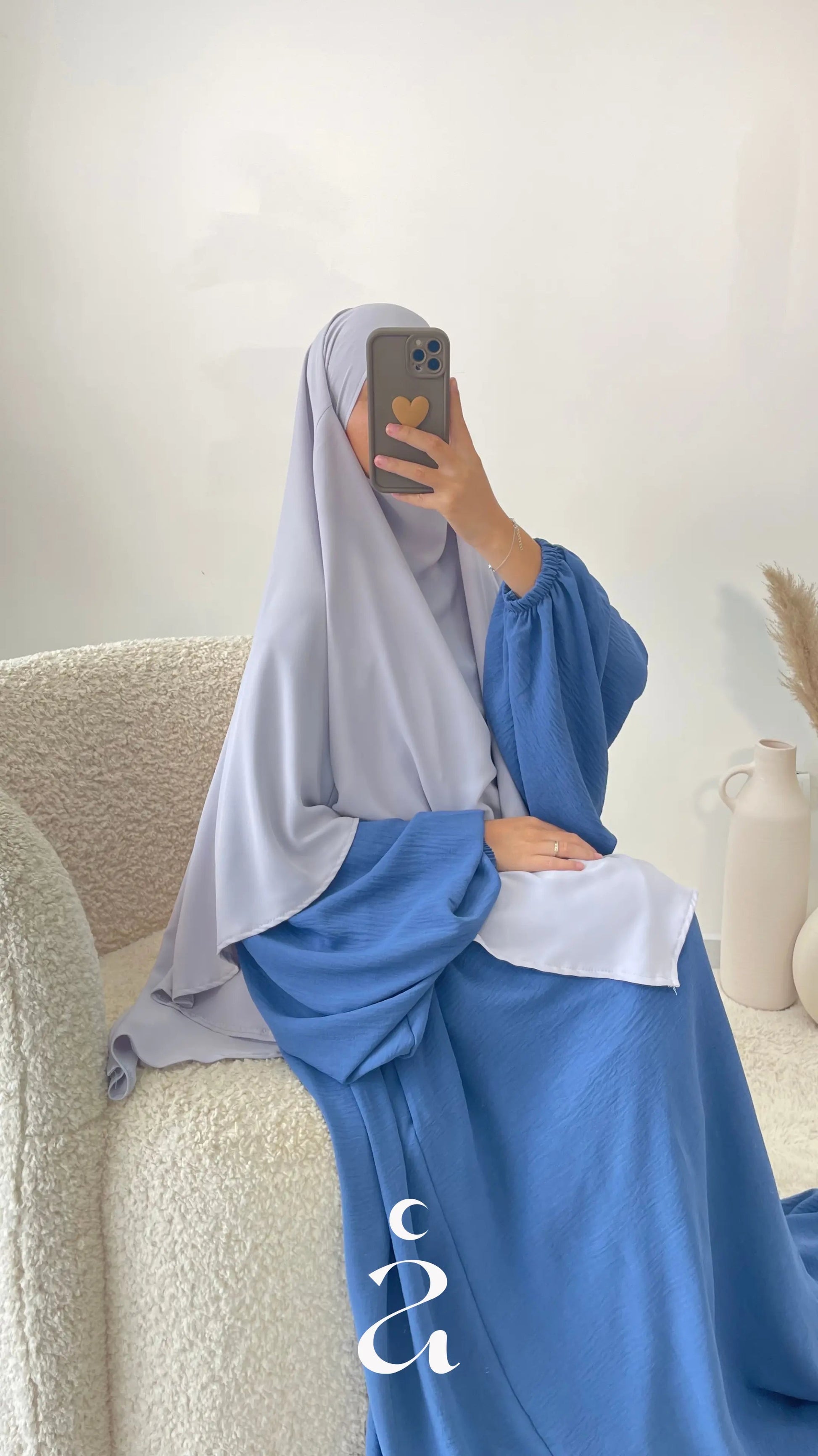 KHIMAR MEDINE - Signature