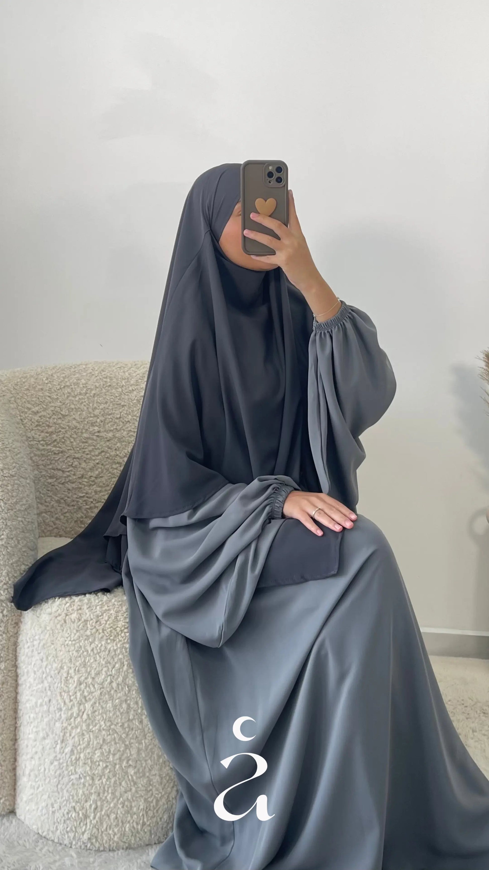 KHIMAR MEDINE - Signature